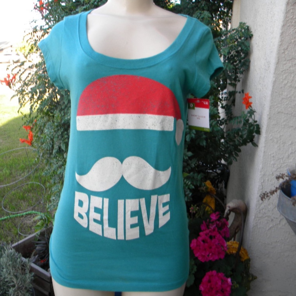 Ladies short sleeved tee